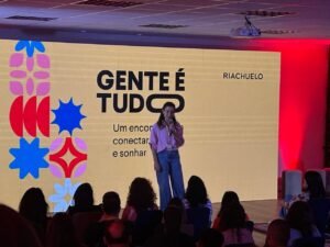 Aluguel de Telão, Painel de LED e TV 4K para Eventos Empresariais PR-Curitiba 2026