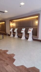 Aluguel de Totem Digital e Totem Touch Screen Interativo para Feiras, Congressos, Stands e Shows PR-Curitiba 2026